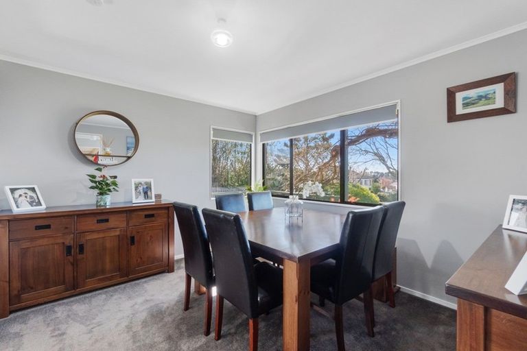 Photo of property in 44 Lansdowne Crescent, Glenview, Hamilton, 3206