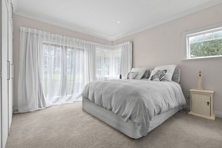 Photo of property in 122 Cross Line, Morison Bush, Greytown, 5794