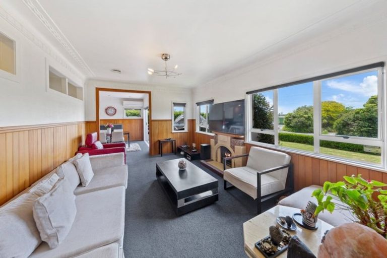 Photo of property in 549 Great South Road, Rosehill, Papakura, 2113