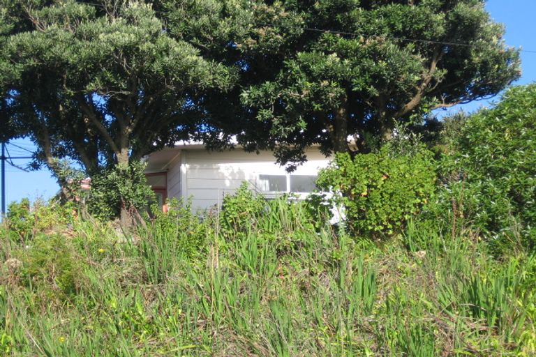 Photo of property in 39 Manuka Street, Otaki Beach, Otaki, 5512