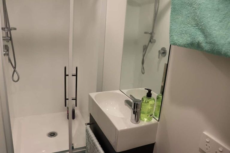 Photo of property in 9/24 Princess Terrace, Newtown, Wellington, 6021