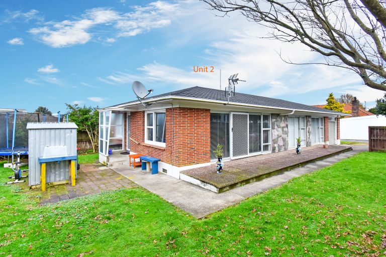 Photo of property in 2/42 Wallace Road, Papatoetoe, Auckland, 2025