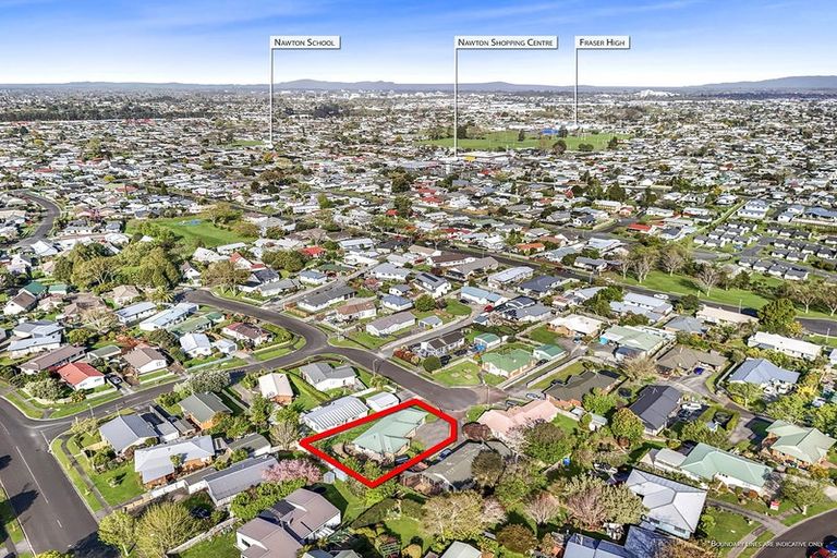 Photo of property in 8 Caulfield Place, Nawton, Hamilton, 3200