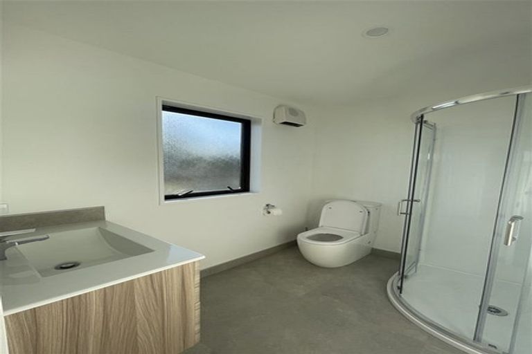 Photo of property in 7/4 Gilberthorpes Road, Islington, Christchurch, 8042