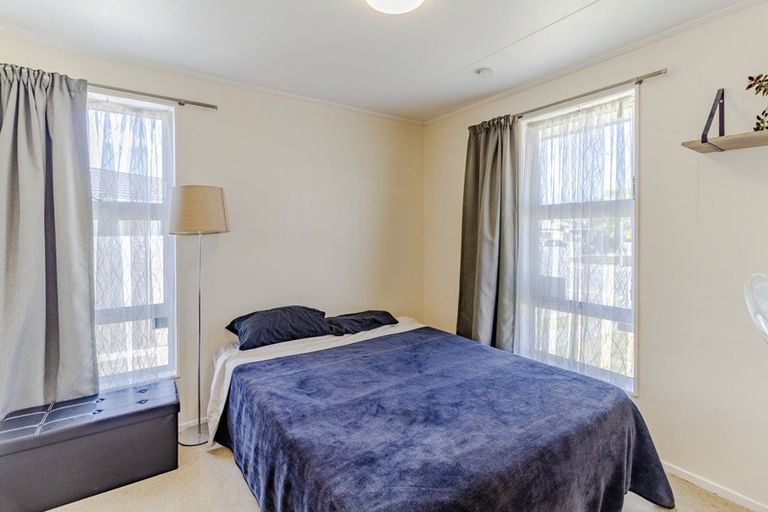 Photo of property in 12 Glamorgan Avenue, Tamatea, Napier, 4112