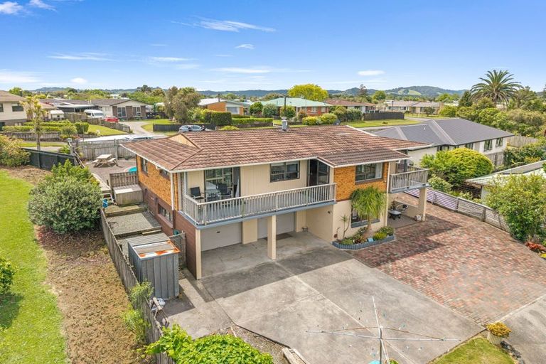 Photo of property in 2a Takahe Street, Tikipunga, Whangarei, 0112