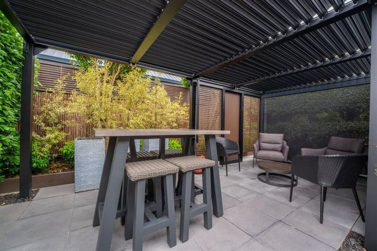 Photo of property in 15 Leven Street, South Hill, Oamaru, 9400