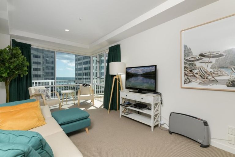 Photo of property in 12 Maunganui Road, Mount Maunganui, 3116