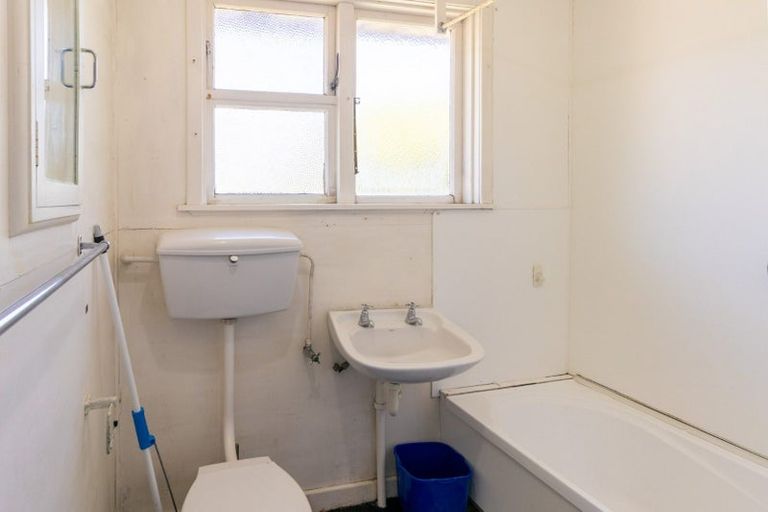 Photo of property in 65 Murphy Street, Strathern, Invercargill, 9812