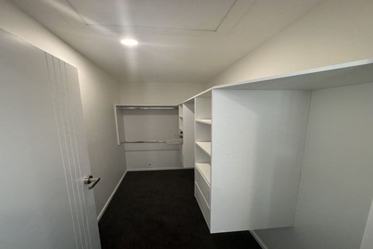 Photo of property in 29a Sheridan Drive, New Lynn, Auckland, 0600