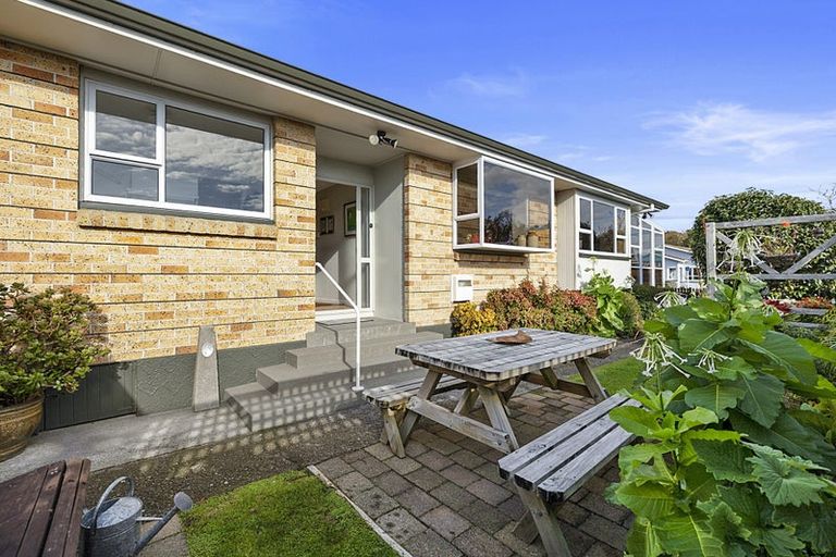 Photo of property in 275 Carrington Street, Vogeltown, New Plymouth, 4310