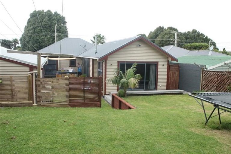 Photo of property in 36 Fitzroy Road, Fitzroy, New Plymouth, 4312