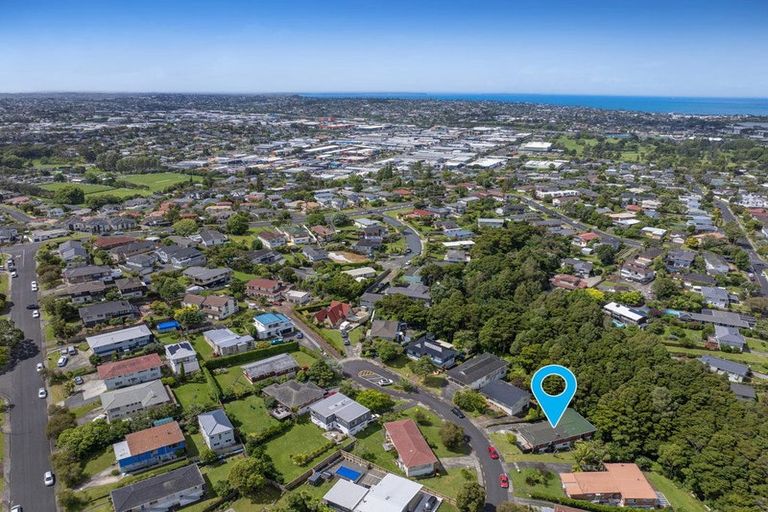 Photo of property in 1/11 Northwick Place, Hillcrest, Auckland, 0627