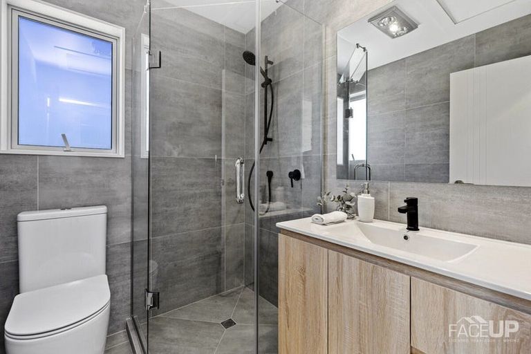 Photo of property in 23 Hea Road, Hobsonville, Auckland, 0616