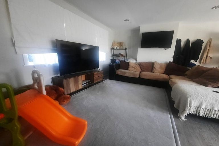 Photo of property in 58 Mcannalley Street, Manurewa East, Auckland, 2102