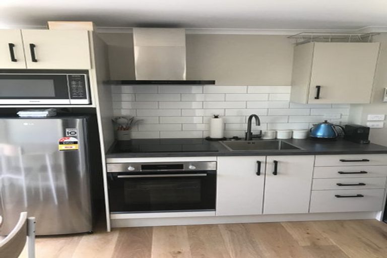 Photo of property in 2/33 Matai Road, Hataitai, Wellington, 6021