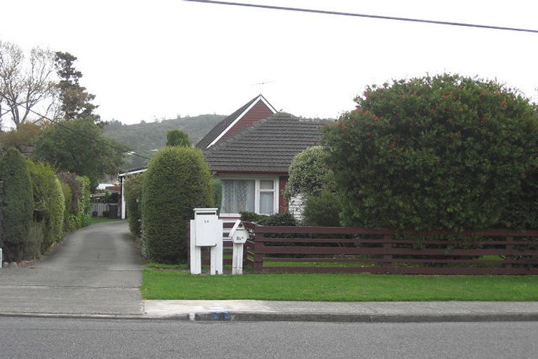 Photo of property in 28c Glen Road, Stokes Valley, Lower Hutt, 5019