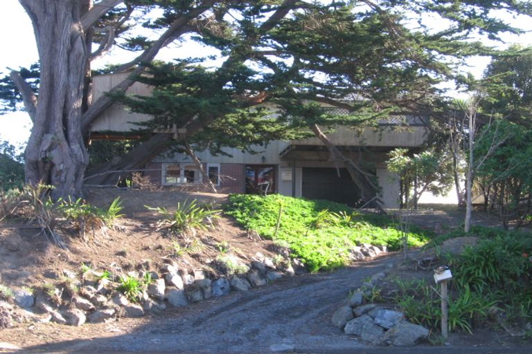 Photo of property in 55 Tutere Street, Waikanae Beach, Waikanae, 5036