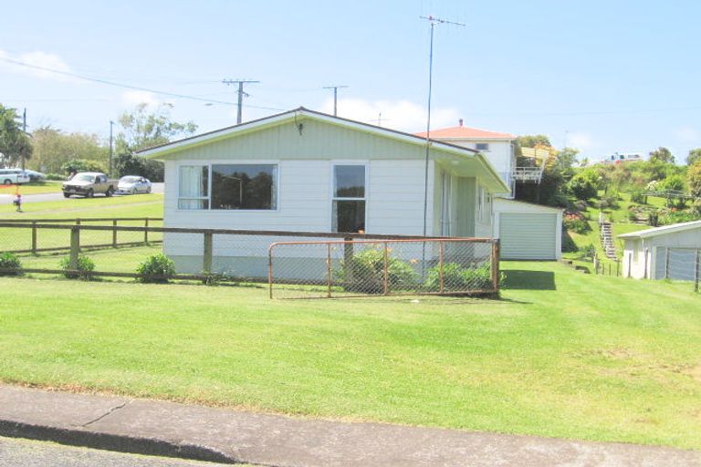 Photo of property in 1066 Pouewe Street, Kawhia, 3889