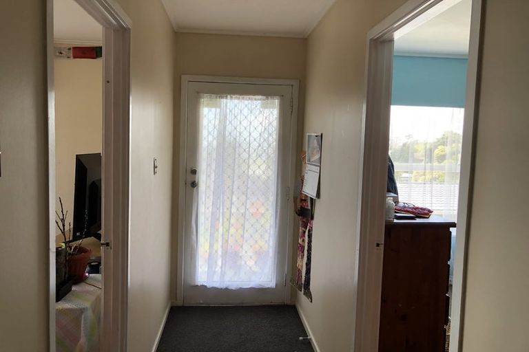 Photo of property in 1/8 Anne Road, Hillcrest, Auckland, 0627
