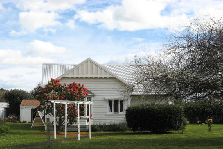 Photo of property in 56 Stout Street, Shannon, 4821