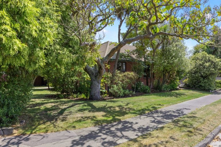 Photo of property in 20 Gainford Street, Avonhead, Christchurch, 8042