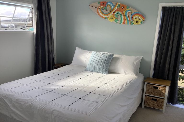 Photo of property in 2/28 Onepoto Road, Hauraki, Auckland, 0622