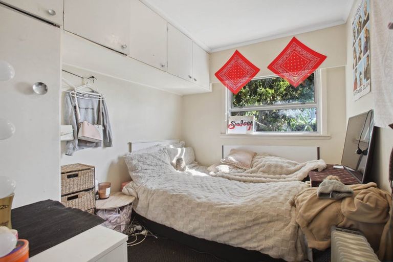 Photo of property in 85 Glengarry Road, Glen Eden, Auckland, 0602