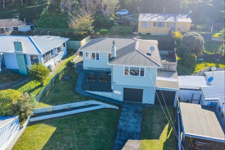 Photo of property in 16 Kenmore Street, Westown, New Plymouth, 4310