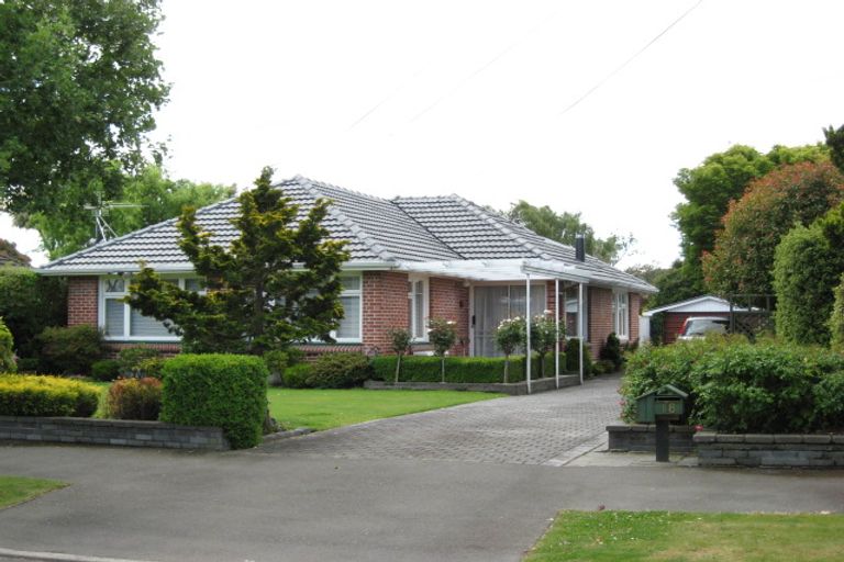 Photo of property in 18 Mappleton Avenue, Burnside, Christchurch, 8053