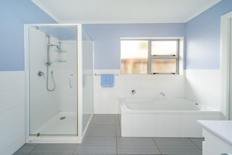 Photo of property in 28a South Street, West End, Palmerston North, 4410