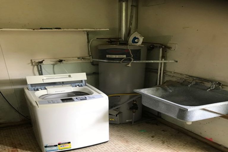 Photo of property in 23 Mitchell Street, Brooklyn, Wellington, 6021