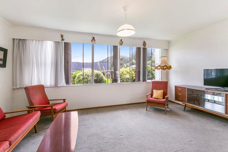 Photo of property in 229 Karori Road, Karori, Wellington, 6012