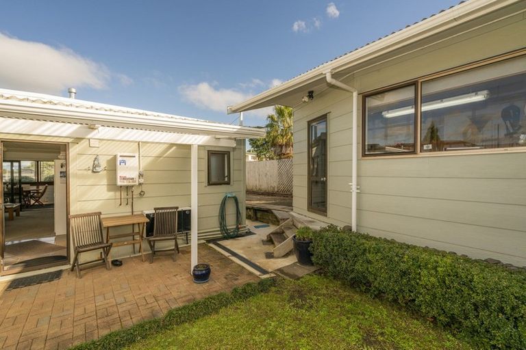 Photo of property in 5 Rimu Street, Whitianga, 3510