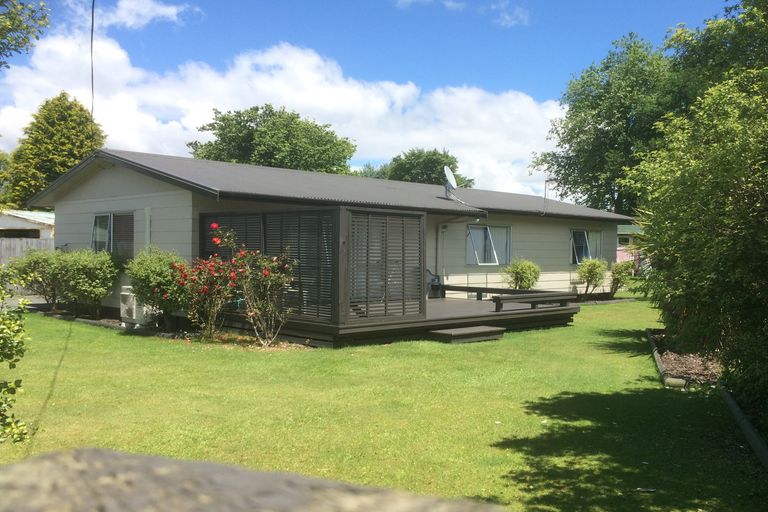 Photo of property in 40 Kahu Street, Utuhina, Rotorua, 3015