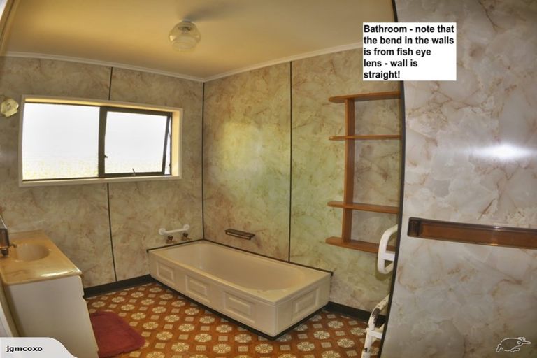 Photo of property in 25 Doves Bay Road, Kerikeri, 0294