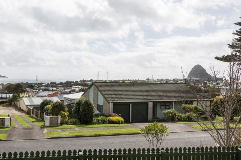 Photo of property in 3 Norwich Avenue, Spotswood, New Plymouth, 4310