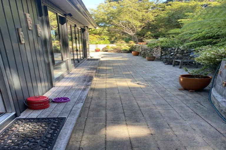 Photo of property in 23 Kotari Road, Days Bay, Lower Hutt, 5013