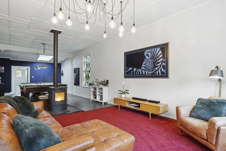 Photo of property in 19 Middleton Road, Kew, Dunedin, 9012