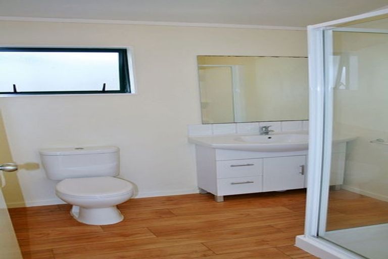 Photo of property in 54 Japonica Drive, Beach Haven, Auckland, 0626