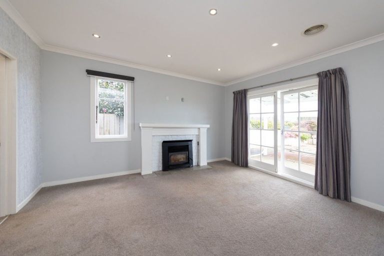 Photo of property in 37 Hewitts Road, Linton, Palmerston North, 4472