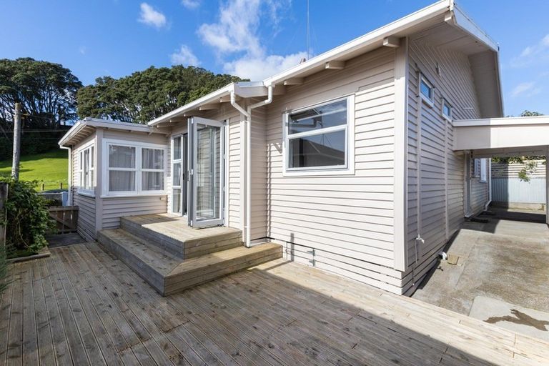 Photo of property in 40 Robe Street, New Plymouth, 4310