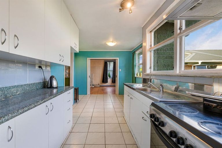 Photo of property in 49 Royal Road, Massey, Auckland, 0614