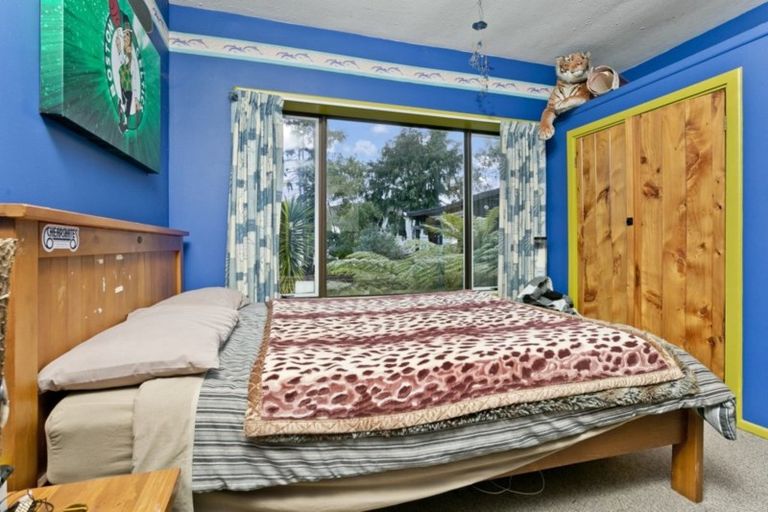 Photo of property in 27-29 Wairau Road, Forrest Hill, Auckland, 0627