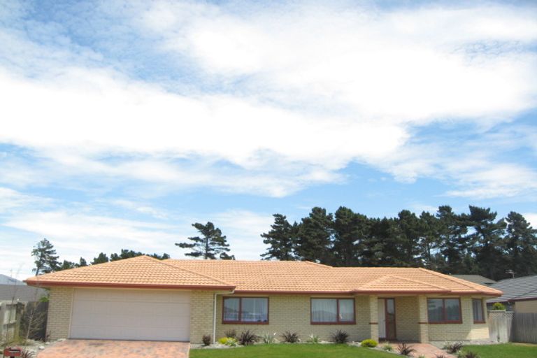 Photo of property in 33 Eastwood Rise, Waimairi Beach, Christchurch, 8083