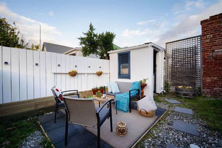 Photo of property in 30 Fingall Street, South Dunedin, Dunedin, 9012