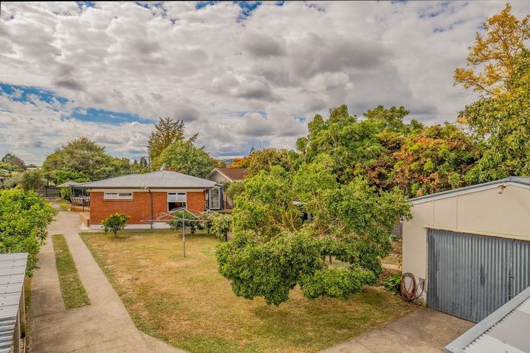 Photo of property in 18 Hill Crescent, Papakura, 2110