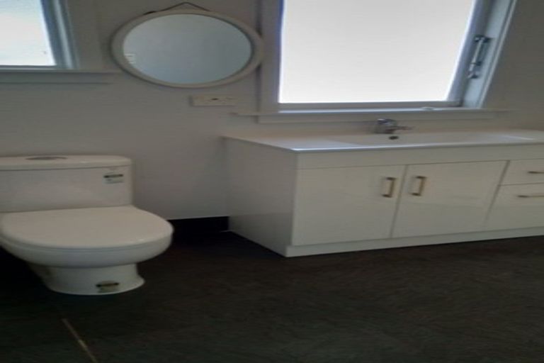 Photo of property in 38 Pembroke Street, Avondale, Christchurch, 8061