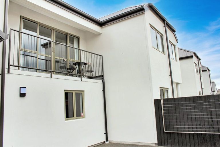 Photo of property in 18d Mona Vale Avenue, Riccarton, Christchurch, 8011