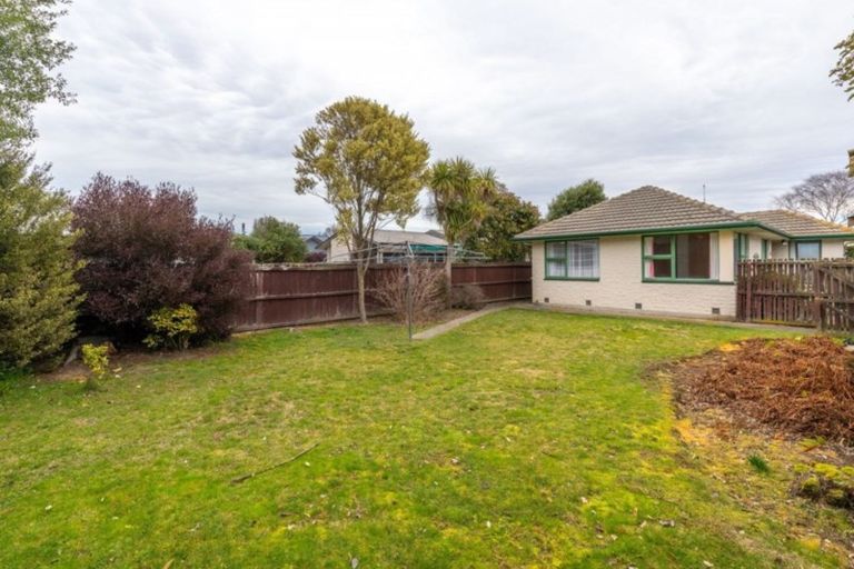 Photo of property in 30 Cottonwood Street, Parklands, Christchurch, 8083
